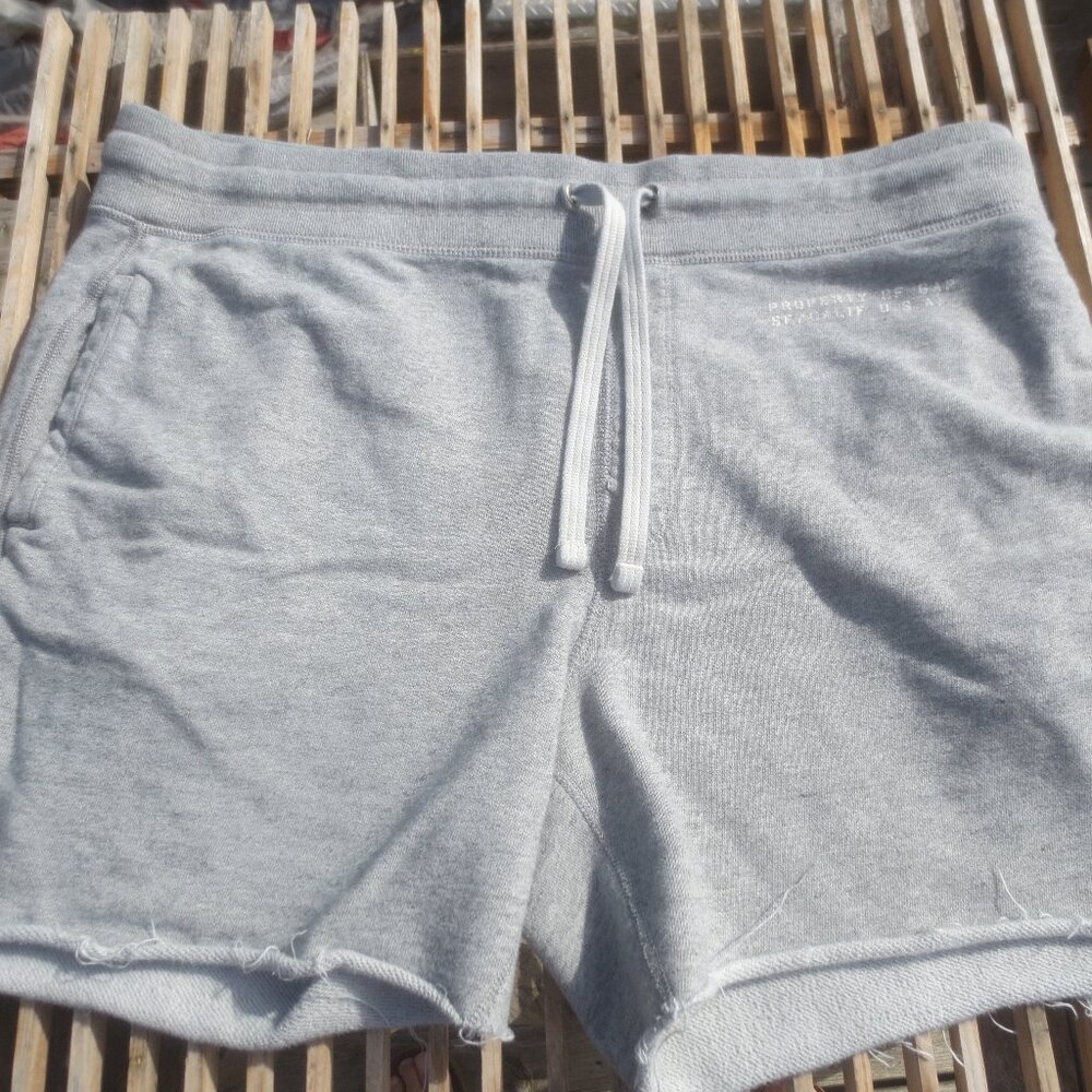 Vintage Retro Old School The Gap Gray Athletic Shorts - Size XL.